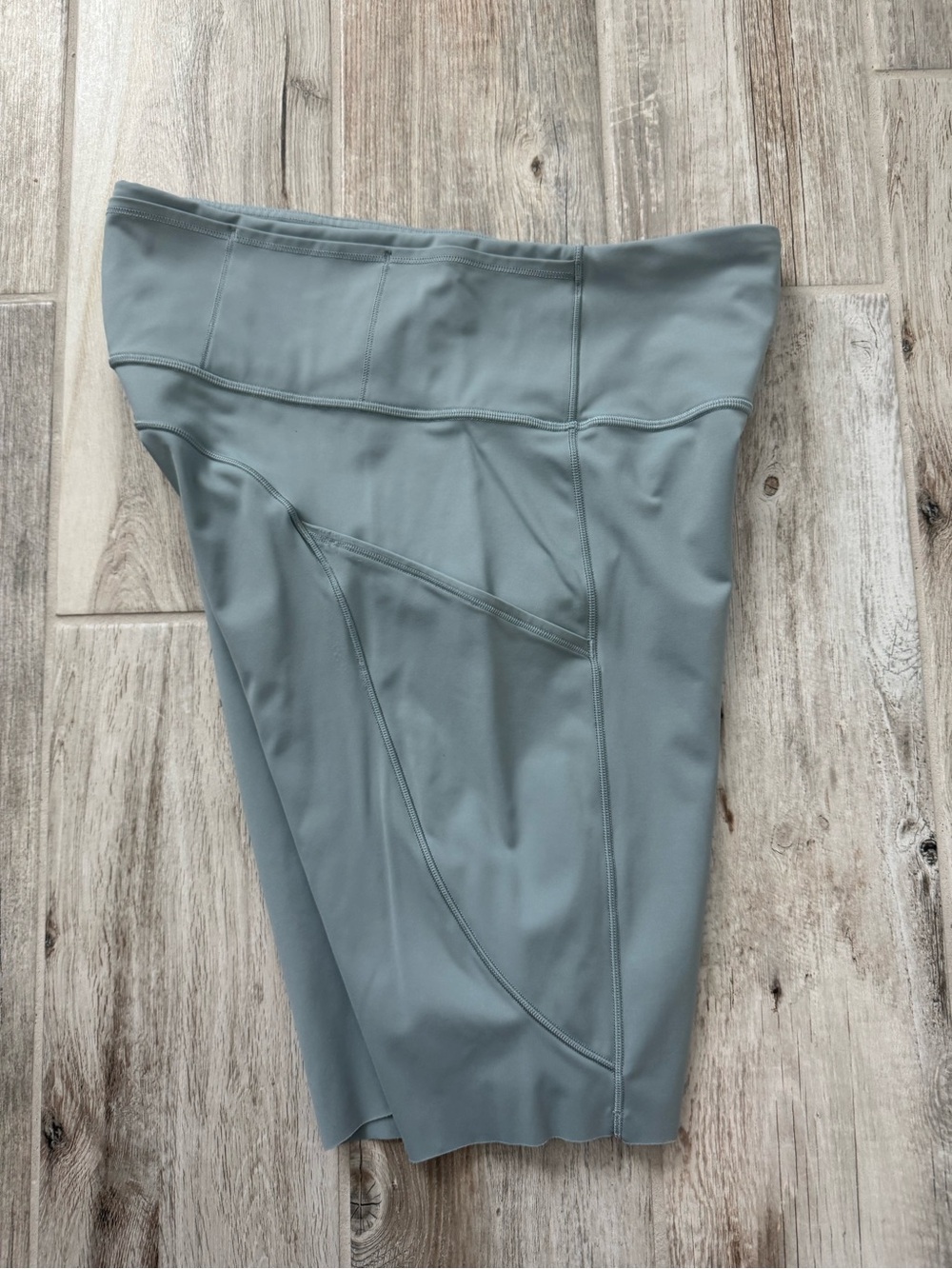 Lululemon Fast And Free Short 10" *Non-Reflective Blue Cast Size 10 - Picture 11 of 13